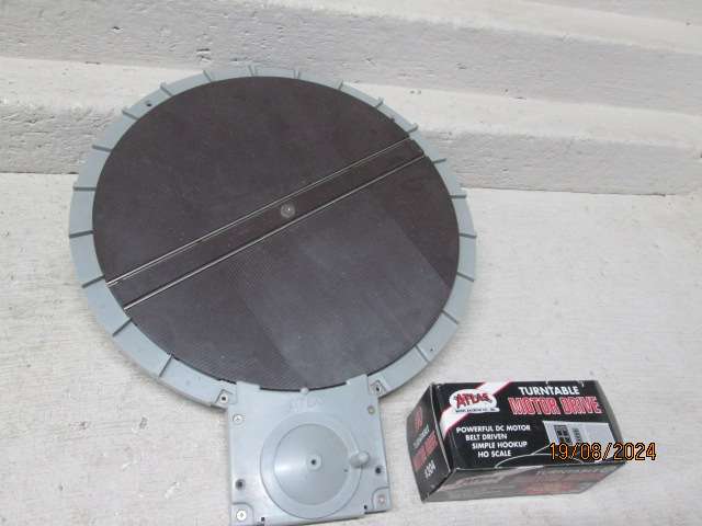 HO / OO SCALE - ATLAS - TURNTABLE + ELECTRIC MOTOR