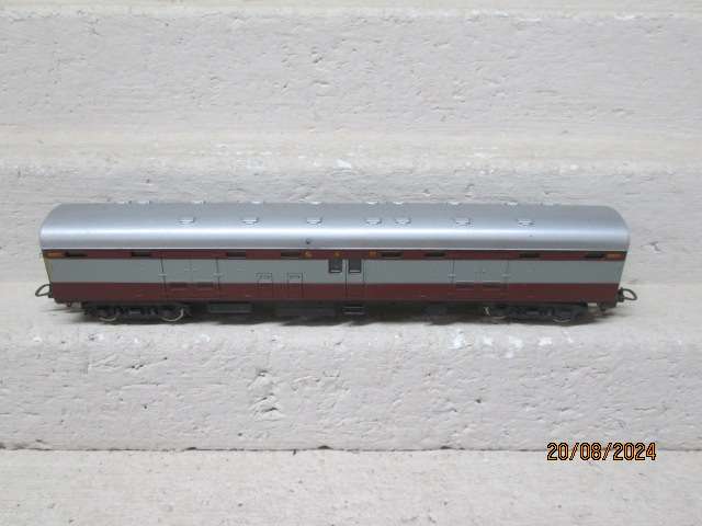 HO SCALE - LIMA - SAR - TRANSKAROO BAGGAGE CAR - BOXED