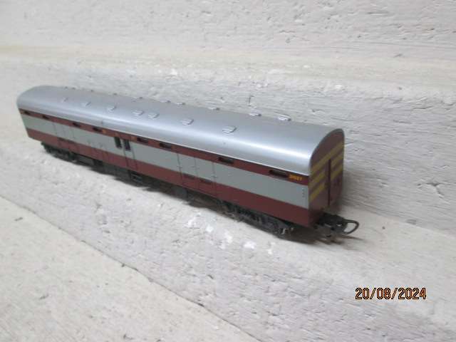 HO SCALE - LIMA - SAR - TRANSKAROO BAGGAGE CAR - BOXED