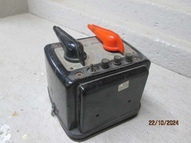 O SCALE - LIONEL - 75WATT TRANFORMER / CONTROLLER