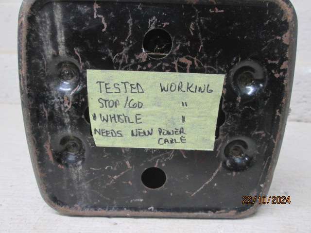 O SCALE - LIONEL - 75WATT TRANFORMER / CONTROLLER