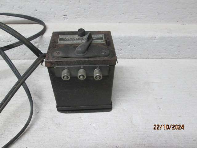 O SCALE - LIONEL - 75WATT TRANFORMER / CONTROLLER
