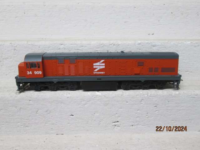 HO SCALE - FRATESCHI - SPOORNET - DIESEL LOCOMOTIVE - CLASS 34 - BOXED