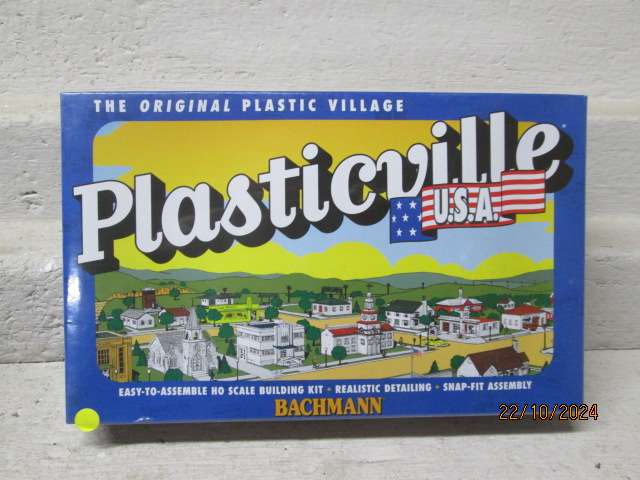 HO SCALE - BACHMANN - WATER TANK - KIT - BOXED