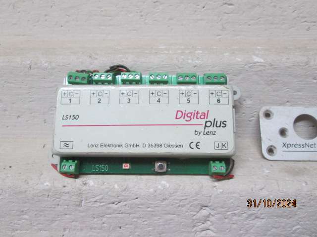 HO SCALE - LENZ - SPARES + BITS & PIECES