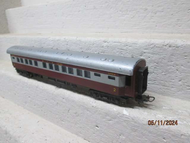 HO SCALE - LIMA - SAR - TRANSKAROO - 2ND CLASS COACH