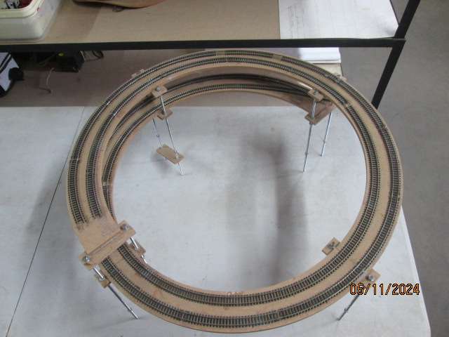 N SCALE - 1.5 REVOLUTION HELIX - FITTED WITH NICKLE SILVER TRACK