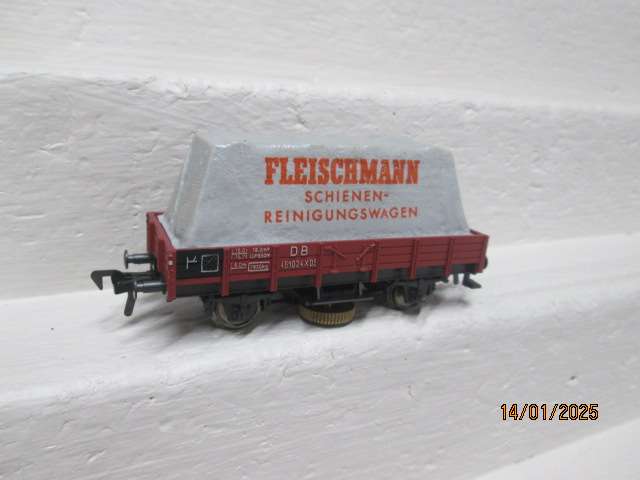 HO SCALE - FLEISCHMANN - TRACK CLEANER WAGON - BOXED