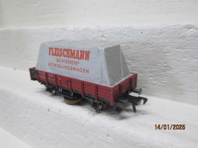 HO SCALE - FLEISCHMANN - TRACK CLEANER WAGON - BOXED