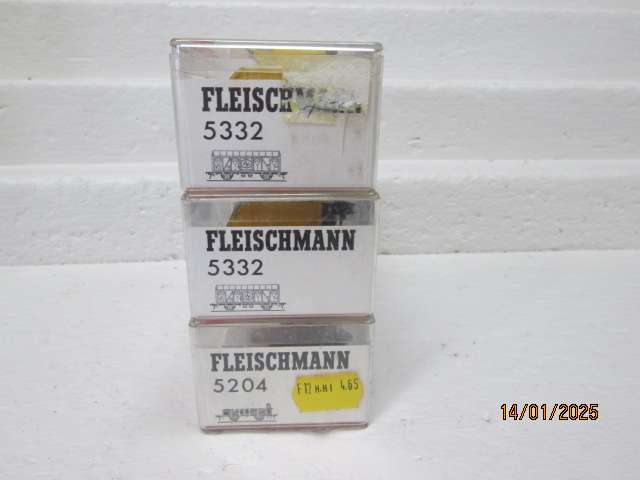 HO SCALE - FLEISCHMANN - X3 GOODS WAGONS - BOXED