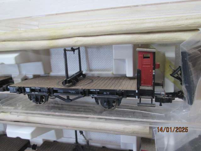 HO SCALE - FLEISCHMANN - X3 TWIN WAGON SETS - BOXED