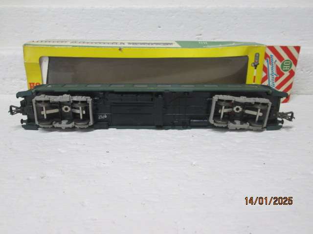 HO SCALE - FLEISCHMANN - GREEN COACH - BOXED