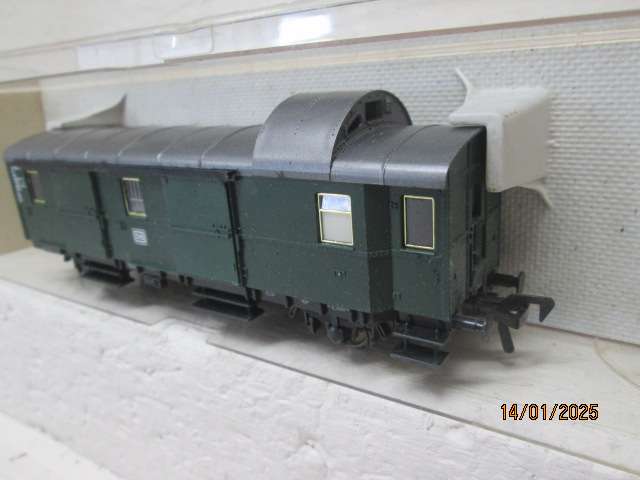 HO SCALE - FLEISCHMANN - DB BAGGAGE CAR - BOXED