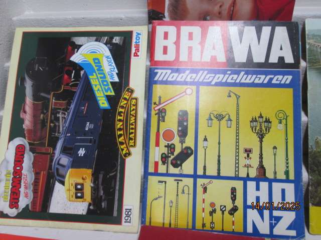 VARIOUS MODEL TRAIN CATALOGUES - X9