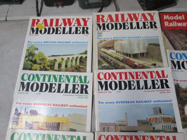 VARIOUS MODEL TRAIN MAGAZINES - X12