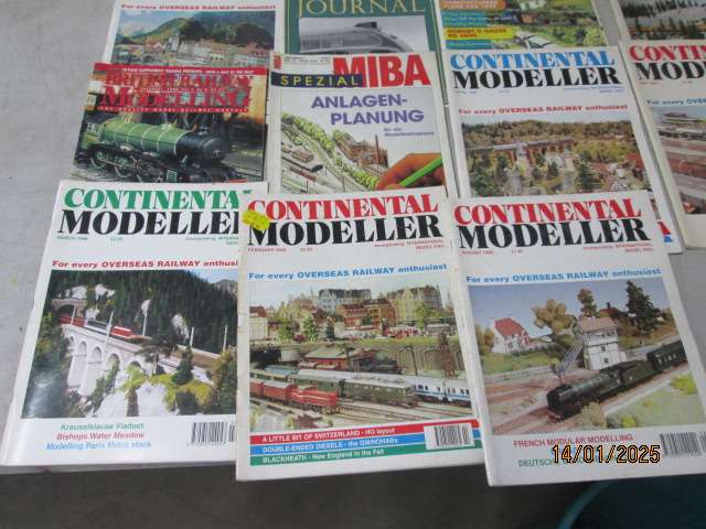 VARIOUS MODEL TRAIN MAGAZINES - X11