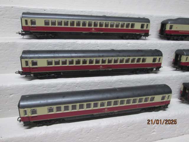 HO SCALE - LIMA - RHEINGOLD PASSENGER SET OF X6 COACHES