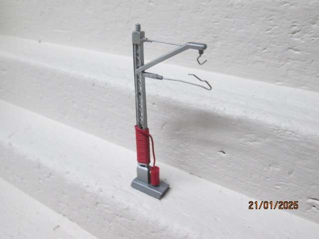 HO SCALE - ELECTROTREN - MAST POLE WITH POWER CONNECTION - NO.251