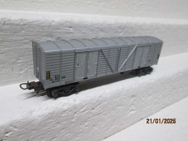 HO SCALE - LIMA - SAR- SILVER OZ - BOX CAR