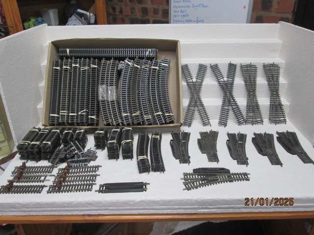 HO / OO SCALE - LIMA - TRACK - LARGE AMOUNT - X247 PIECES