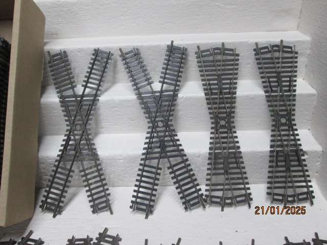 HO / OO SCALE - LIMA - TRACK - LARGE AMOUNT - X247 PIECES