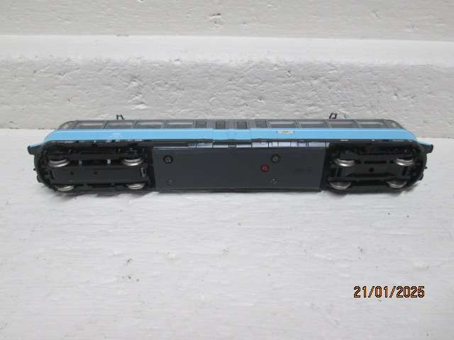 HO SCALE - ROCO - DB RAILCAR LOCOMOTIVE - BOXED