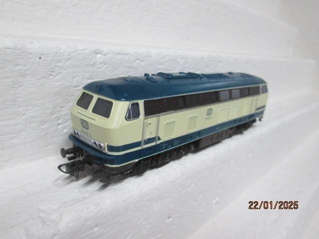 HO SCALE - ROCO - DB DIESEL LOCOMOTIVE - BOXED
