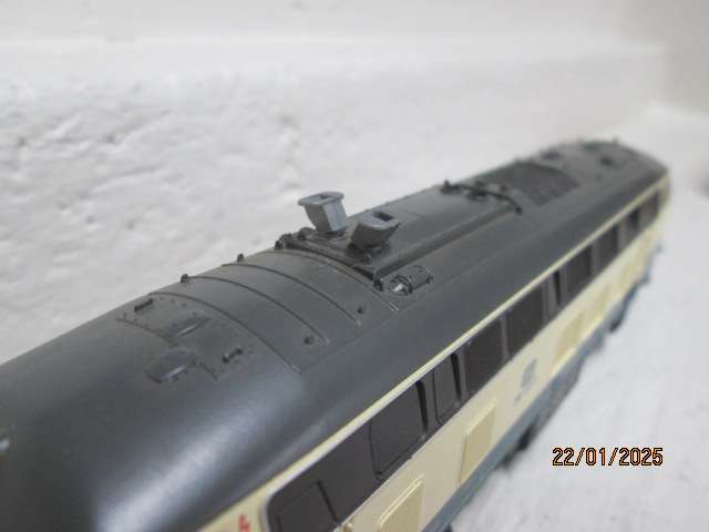 HO SCALE - FLEISCHMANN - DB DIESEL LOCOMOTIVE - BOXED
