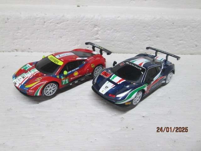 1:43 SCALE - CARRERA - FERRARI GT SLOT CAR SET - BOXED