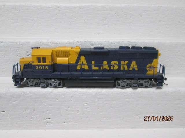 HO SCALE - BACHMANN - ALASKA DIESEL LOCOMOTIVE