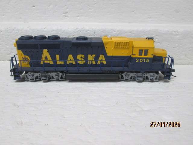 HO SCALE - BACHMANN - ALASKA DIESEL LOCOMOTIVE