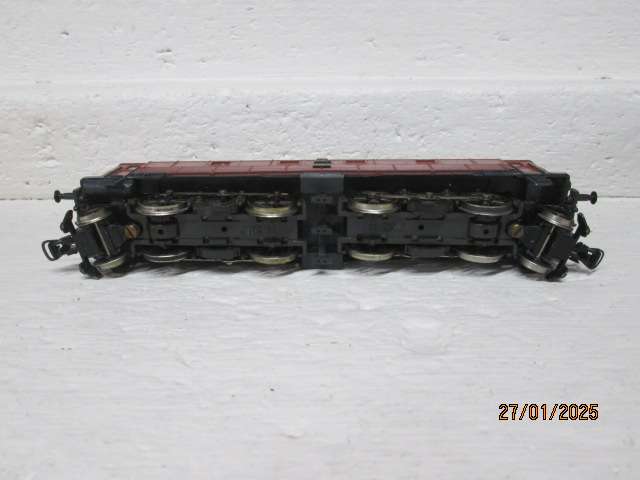 HO SCALE - ROCO - BROWN ELECTRIC LOCOMOTIVE - BOXED