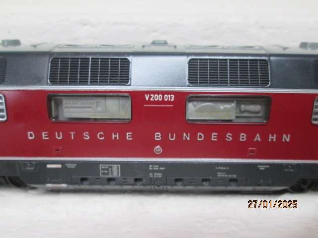 HO SCALE - ROCO - DB - DIESEL LOCOMOTIVE - BOXED