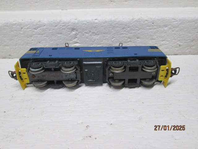 HO SCALE - LIMA - SAR -BLUE 5E ELECTRIC LOCOMOTIVE