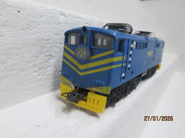 HO SCALE - LIMA - SAR -BLUE 5E ELECTRIC LOCOMOTIVE (E12003 - VERY RARE)