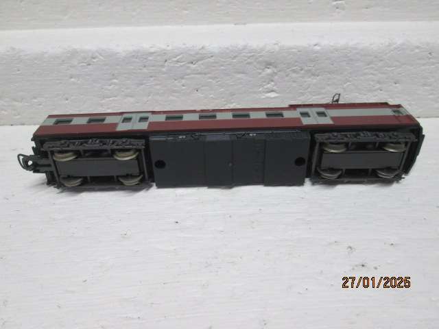 HO SCALE - LIMA - SAR - 3RD CLASS SUBURBAN DUMMY LOCOMOTIVE