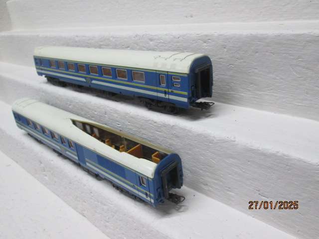 HO SCALE - LIMA - SAR - BLUE TRAIN COACHES - X2 (GOLD 'B' LOGO)