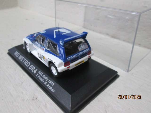 DIE CAST 1:43 SCALE - RALLY CAR -  MG METRO - 6R4