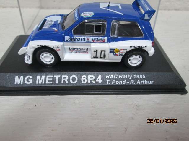 DIE CAST 1:43 SCALE - RALLY CAR -  MG METRO - 6R4