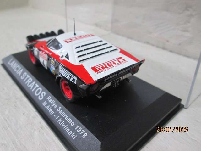DIE CAST 1:43 SCALE - RALLY CAR -  LANCIA STRATUS