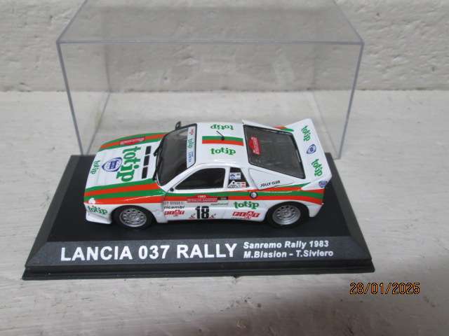 DIE CAST 1:43 SCALE - RALLY CAR -  LANCIA 037 RALLY