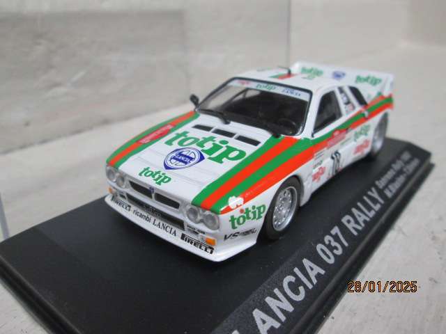 DIE CAST 1:43 SCALE - RALLY CAR -  LANCIA 037 RALLY
