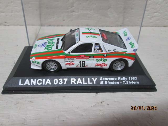 DIE CAST 1:43 SCALE - RALLY CAR -  LANCIA 037 RALLY