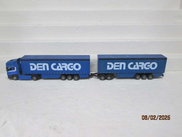 TEAMA - DIE CAST TRUCK WITH DOUBLE TRAILER (DEN CARGO)