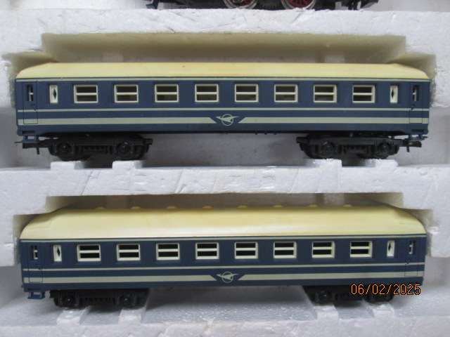 HO SCALE - LIMA - SAR BLUE EXPRESS TRAIN SET - BOXED