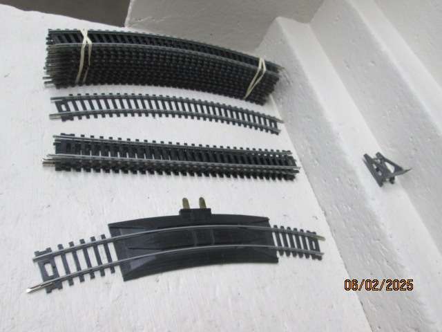 HO / OO SCALE - LIFELIKE - TRACK X15 PIECES