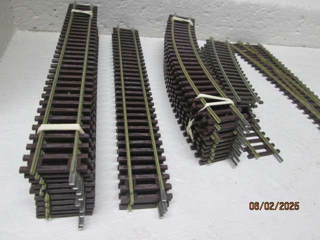HO / OO SCALE - ROCO - X31 PIECES