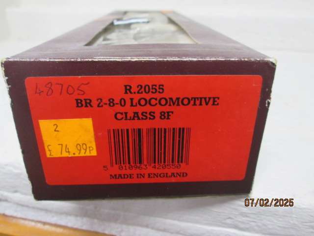 OO SCALE - HORNBY - CLASS 8F STEAM LOCOMOTIVE - BOXED