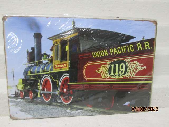 UNION PACIFIC METAL PLAQUE