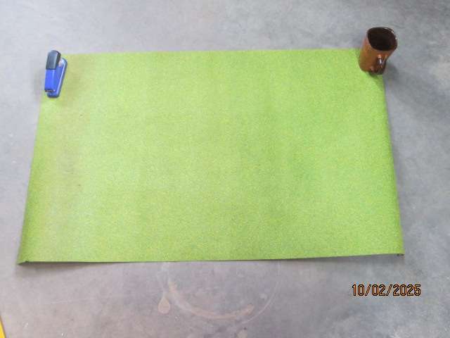 HO SCALE - LARGE SHEET GREEN SCENERY MATERIAL